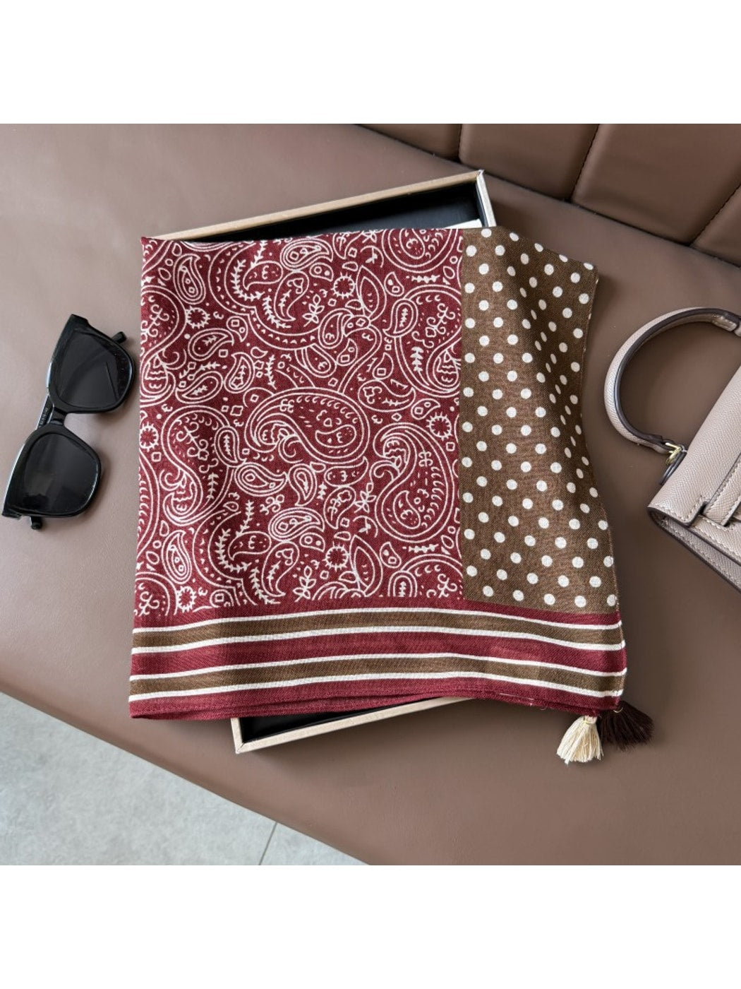 Scarvii - Retro Printed Tassel Embellishment Square Scarf