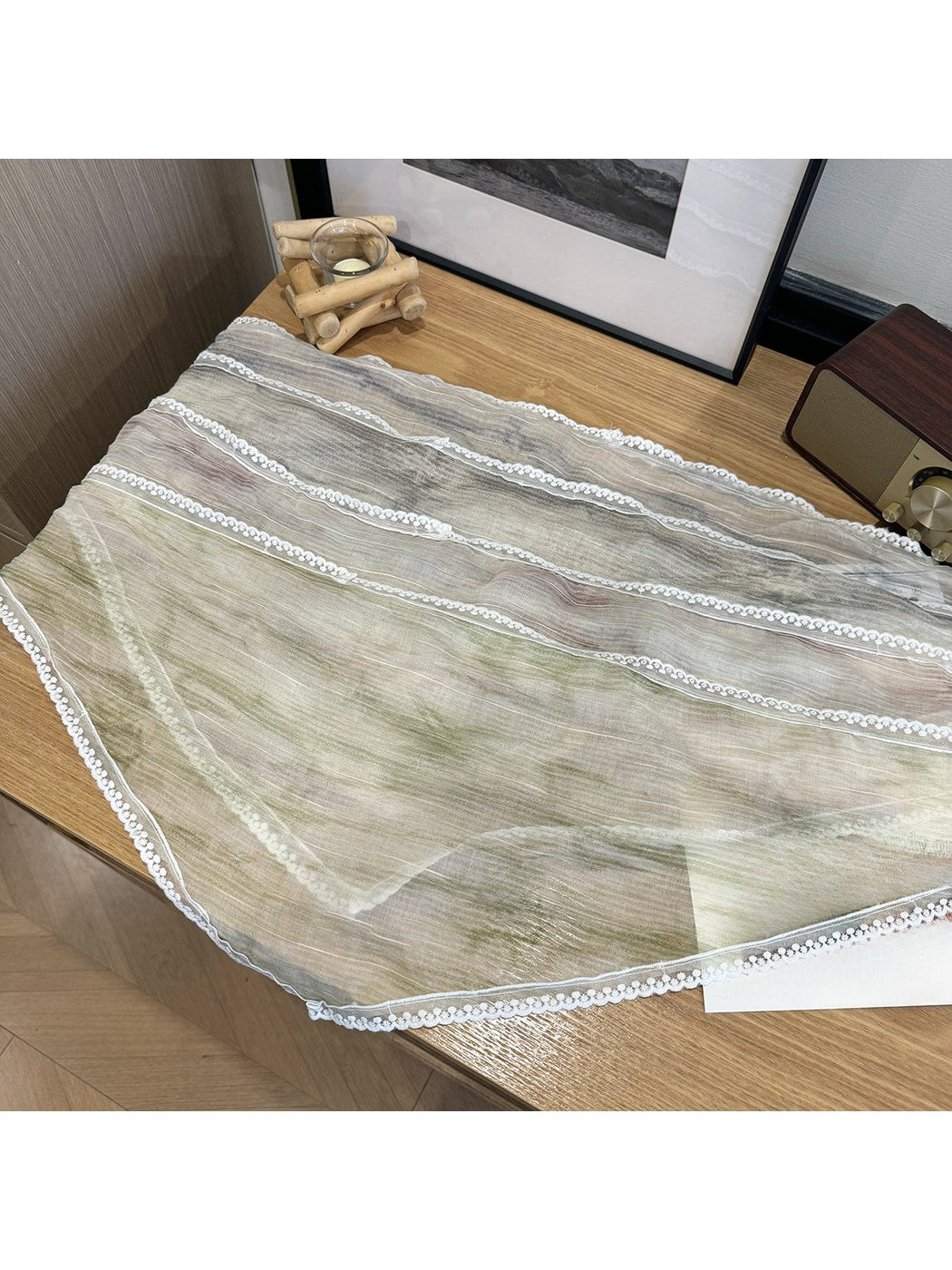 Scarvii - Delicate Lace Trim Fashion Triangle Bandana