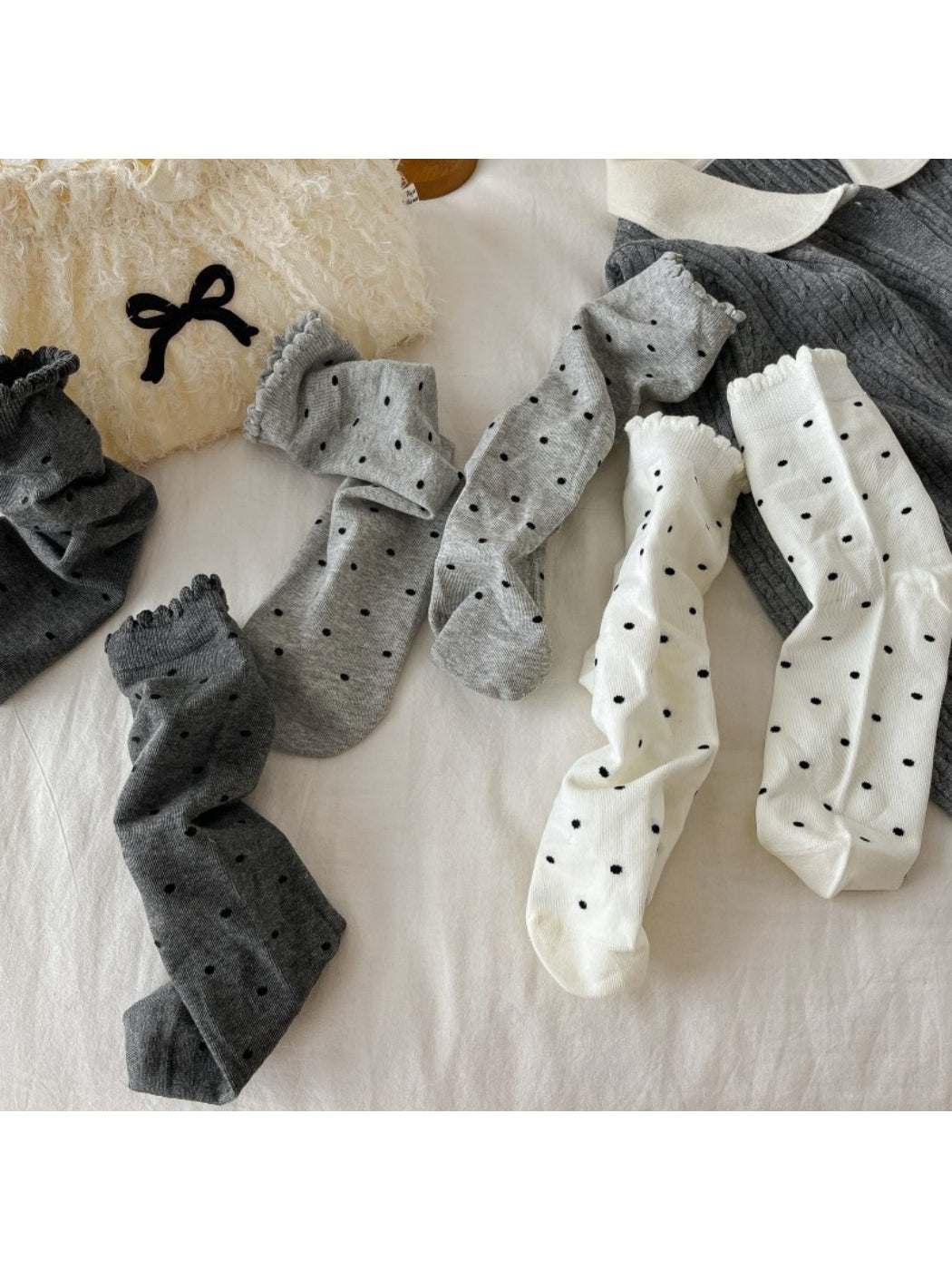 Rufia - Polka Dot Ruffle Edge Crew Socks product image 1