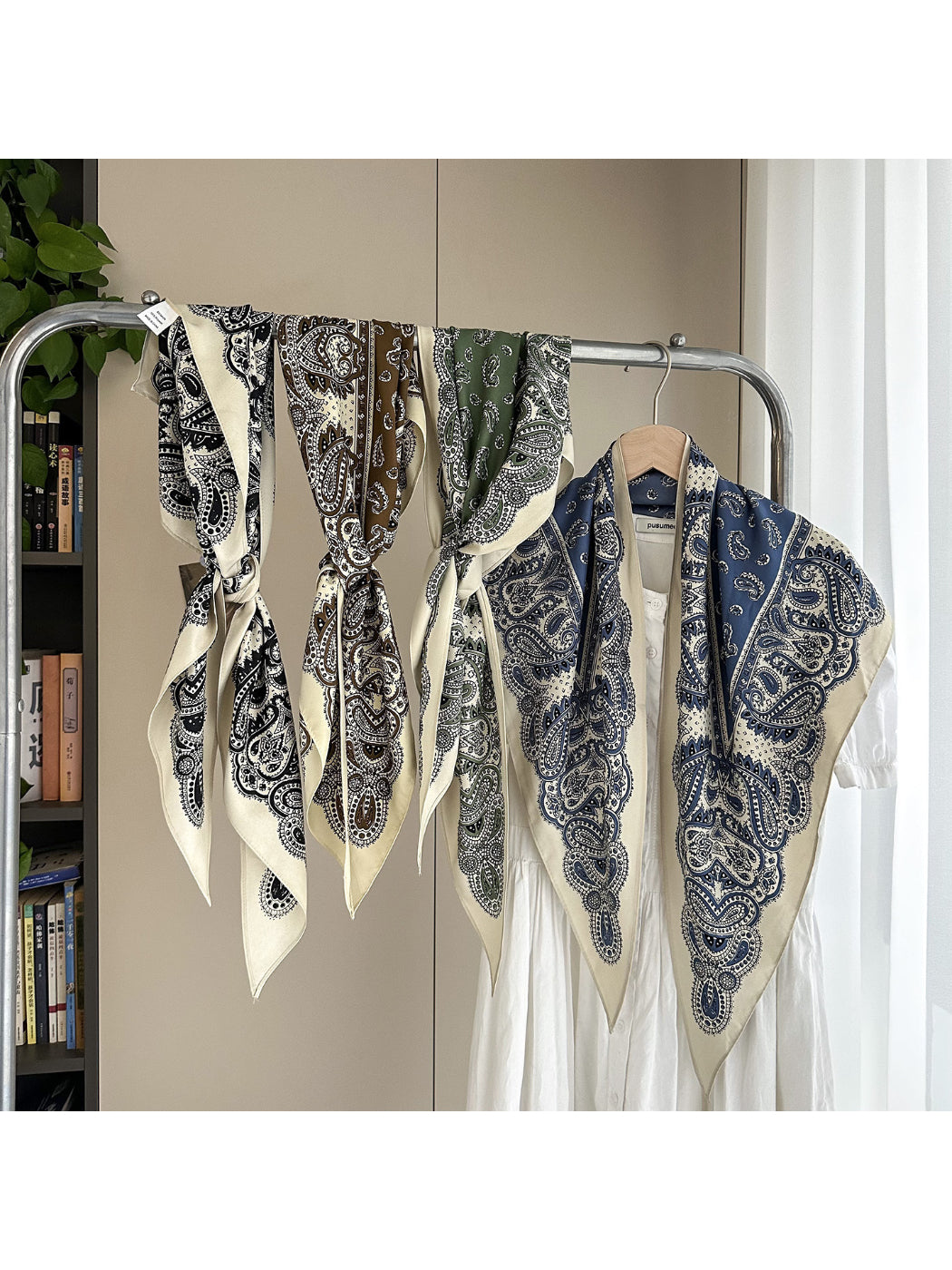 Scarvii - Paisley Print Triangle Scarf