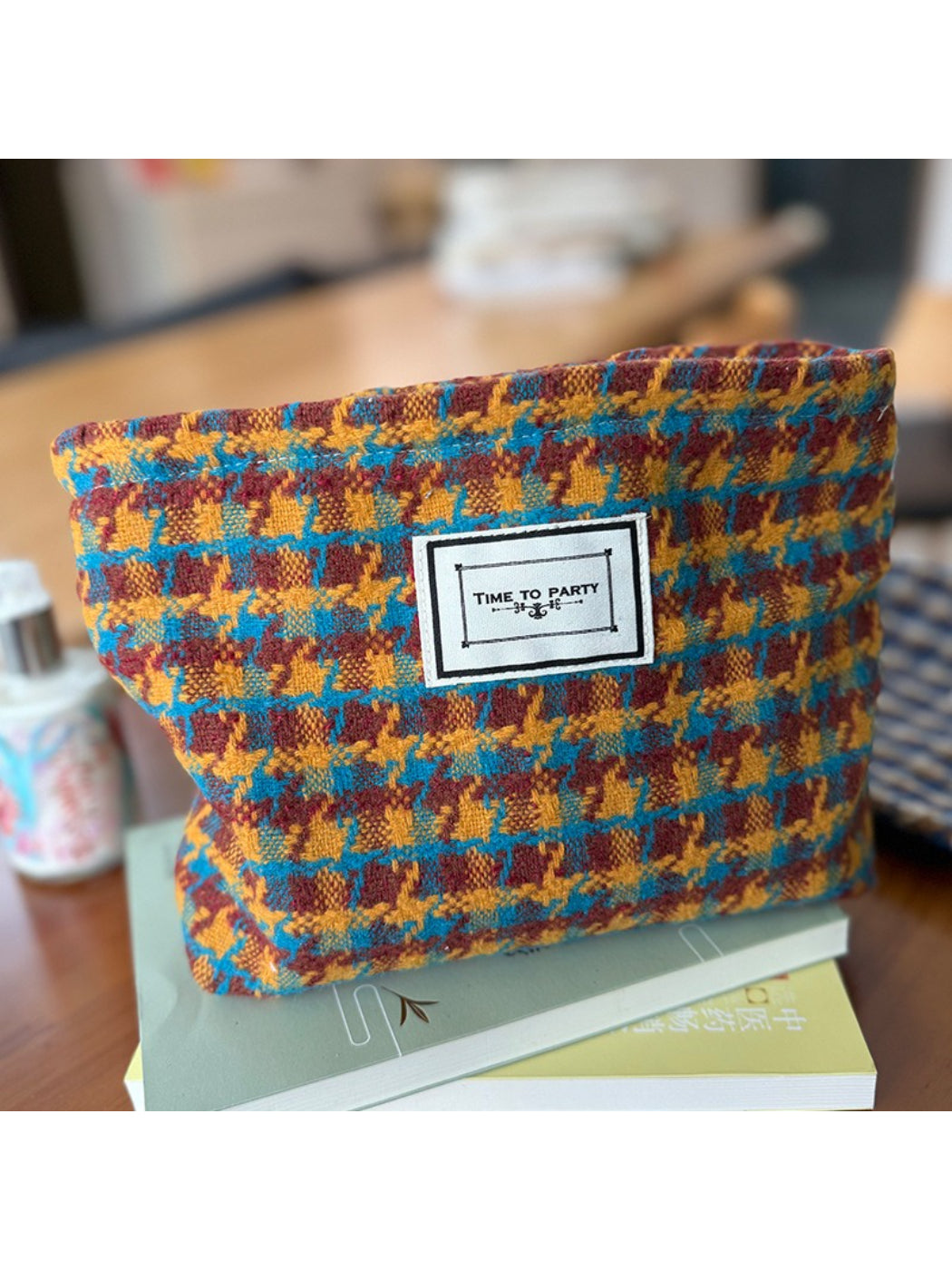Cosbai - Vintage Check Zip Pouch