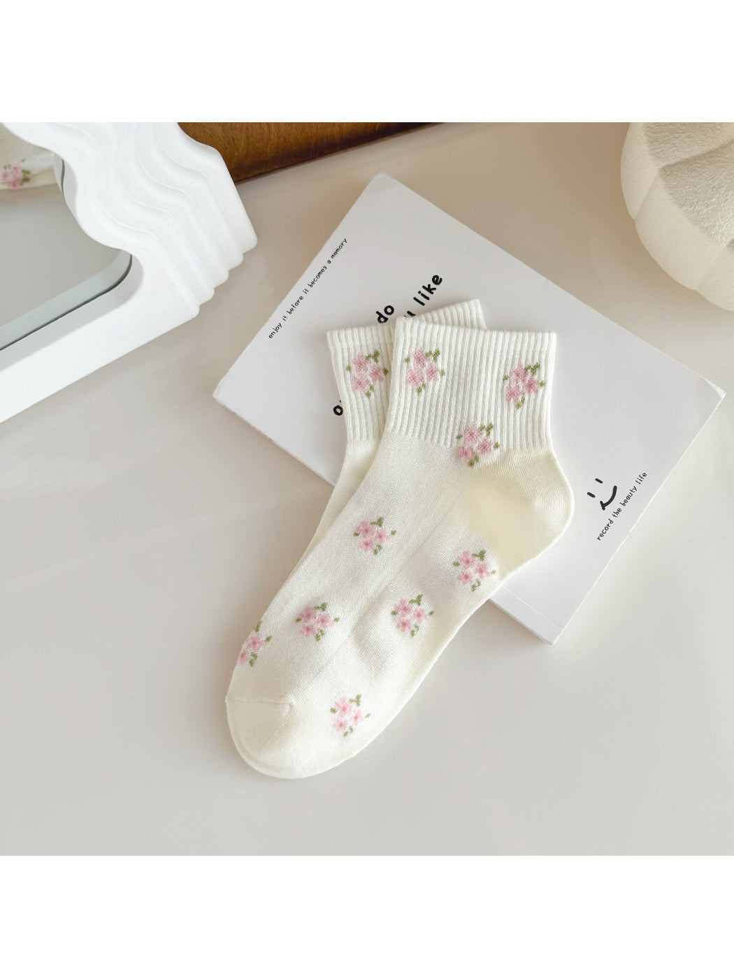 Rufia - Sweet Floral Bow Ankle Socks product image 7