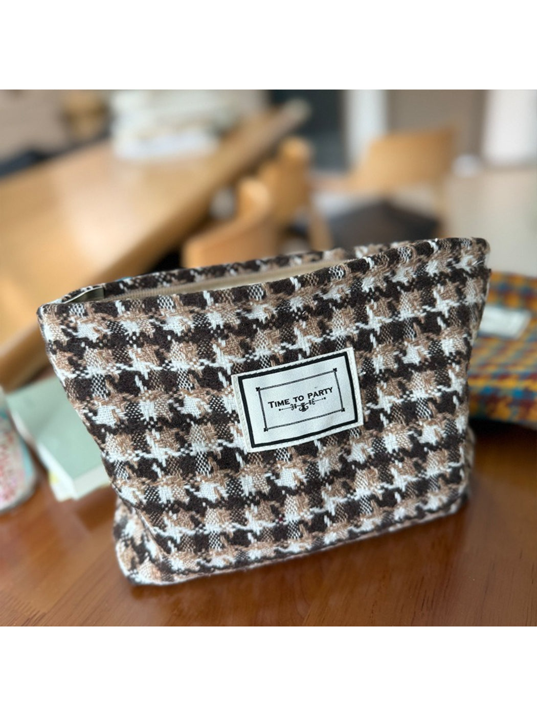Cosbai - Vintage Check Zip Pouch