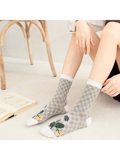 Rufia - Heart-Inspired Crew Socks product image 2