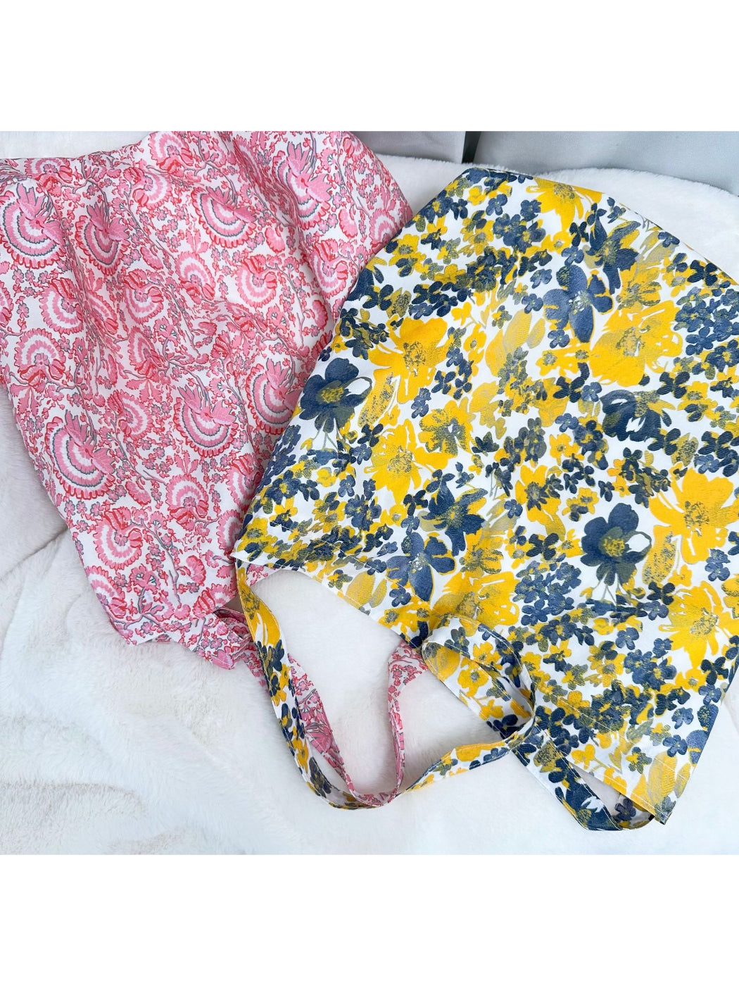 Cosbai - Soft Floral Shoulder Bag