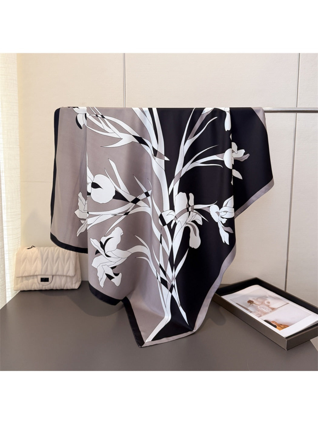 Scarvii - Vintage Floral Square Scarf