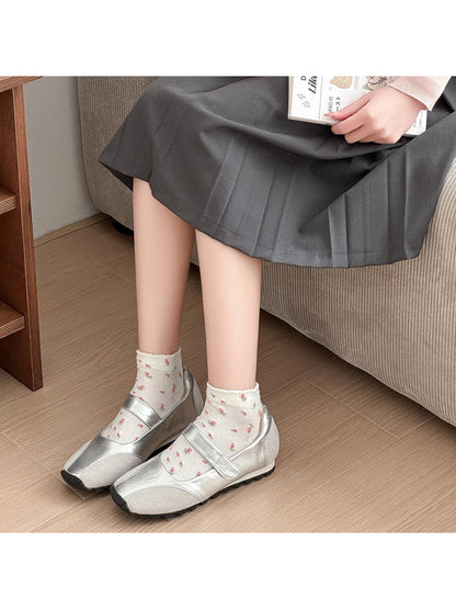 Rufia - Vintage Ditsy Floral Crew Socks product image 2