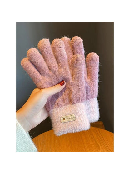Gloving – Plush Knit Winter Gloves