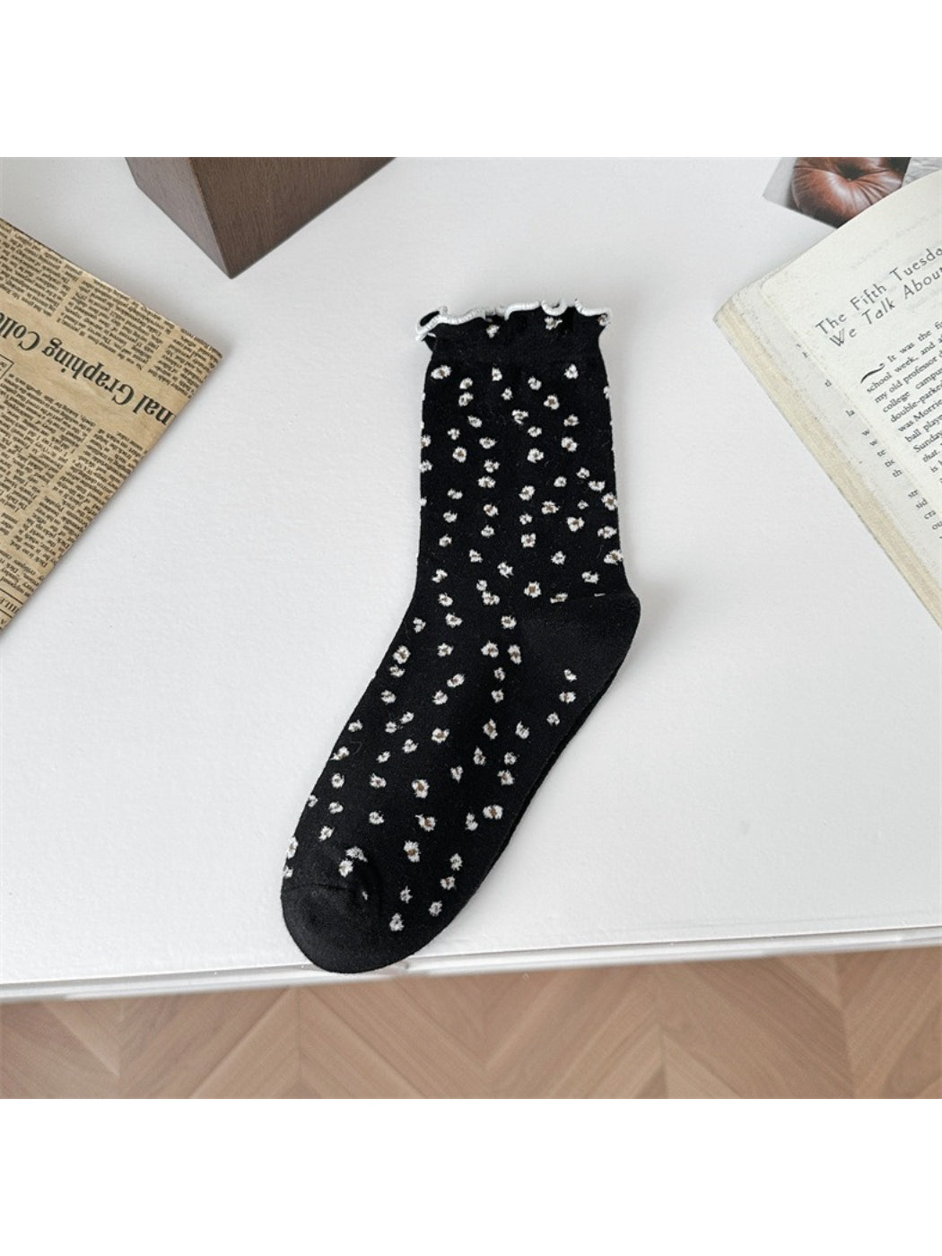 Rufia - Cozy Mini Heart Ruffle Crew Socks
