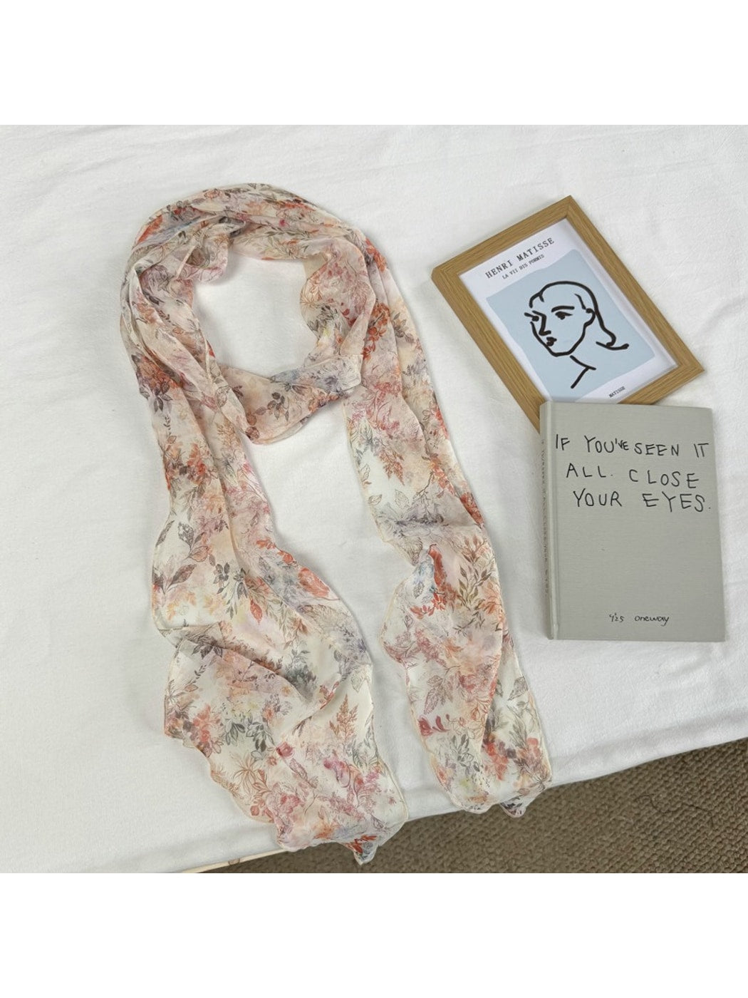 Scarvii - Elegant Light-hued Floral Print Scarf