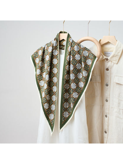 Scarvii - Sophisticated Print Border Triangle Bandana