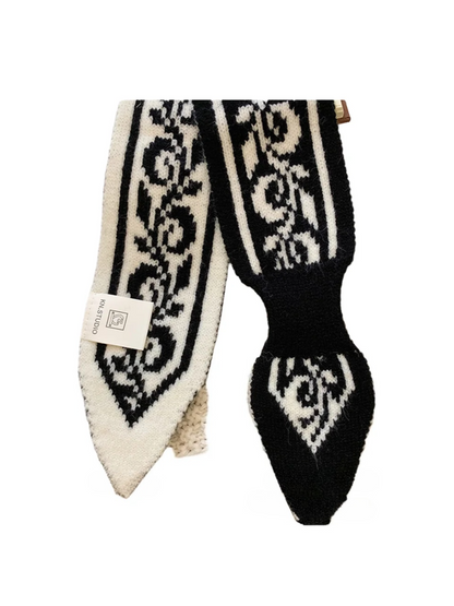 Scarvii - Paisley Knit Pull-Through Scarf