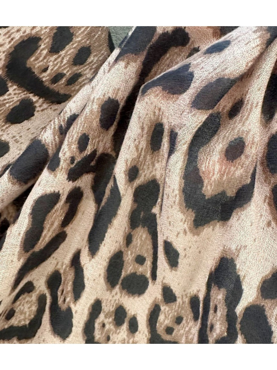 Scarvii - Elegant Leopard Print Fashion Scarf