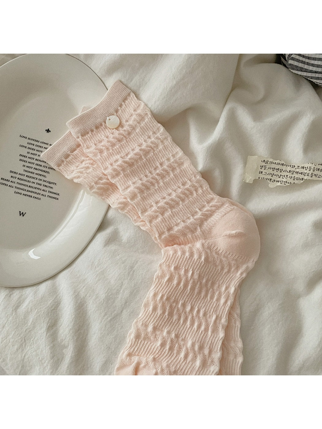 Rufia - Solid Button Decor Crew Socks