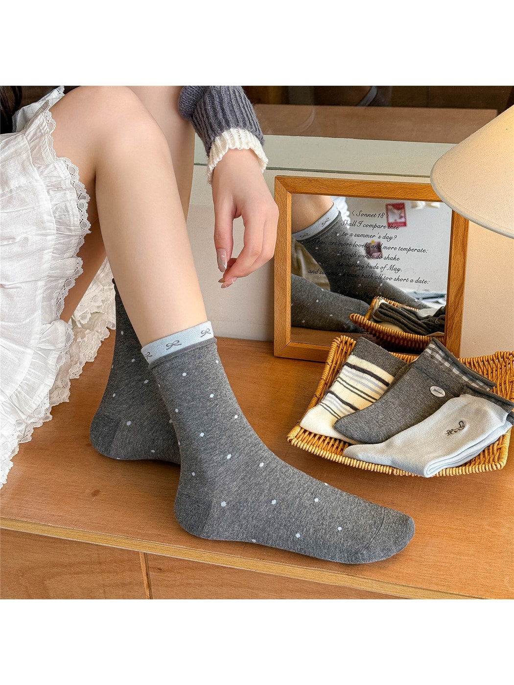 Rufia - Playful Motif Ruffle Crew Socks