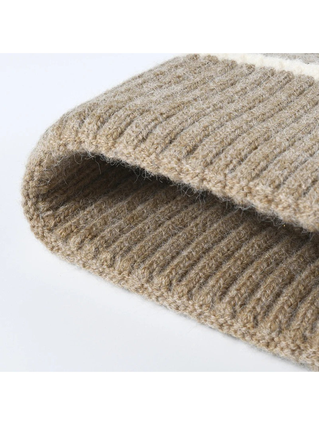 Haila - Fine Rib Contrast Stripe Cuffed Knit Beanie
