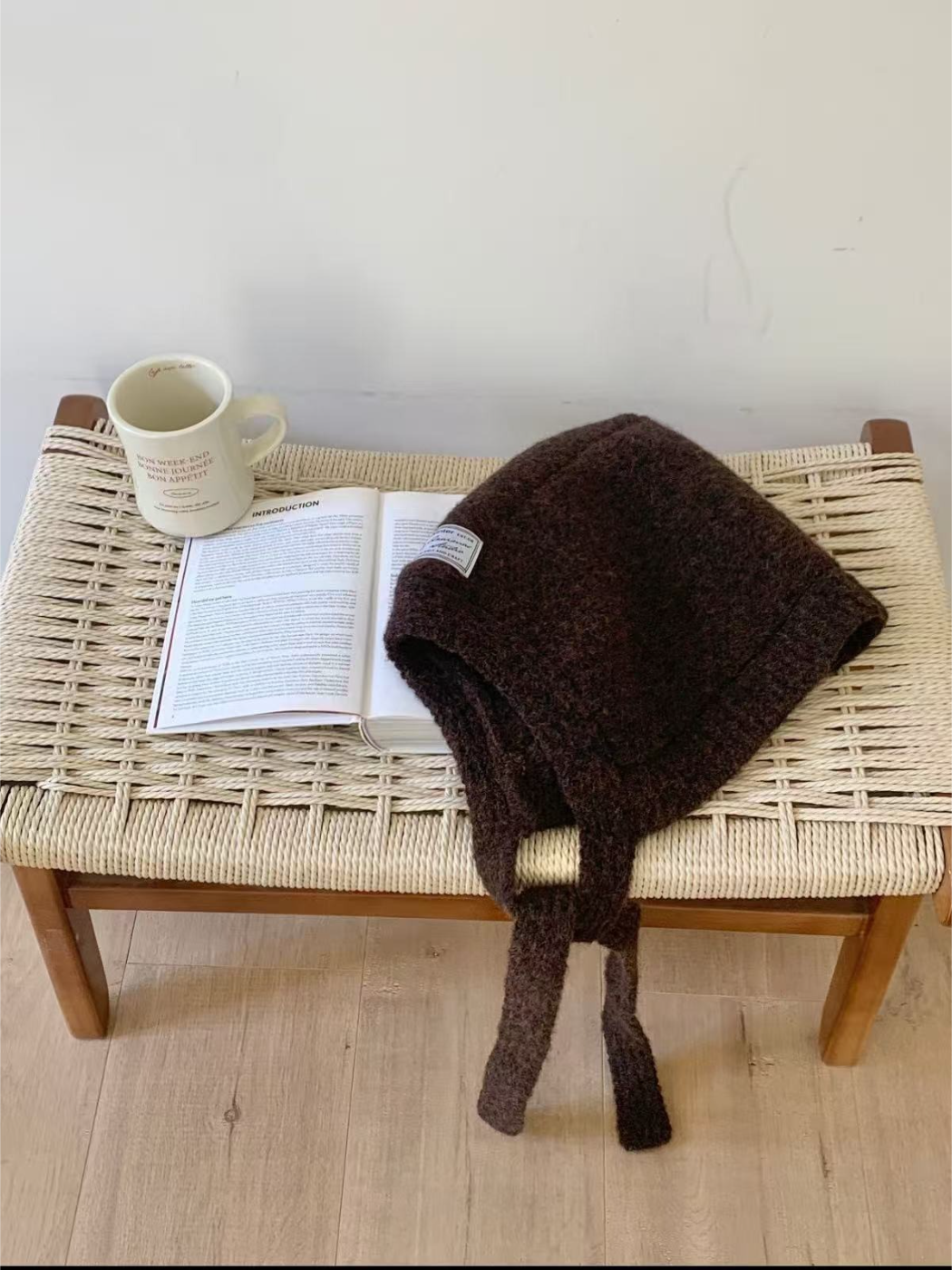 Haila - Long Tie Knit Bonnet