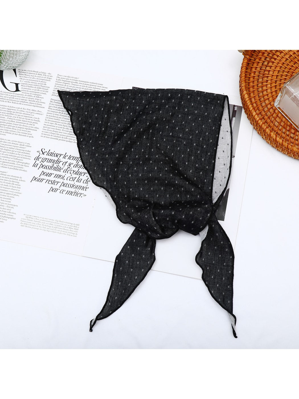 Scarvii - Dotted Scallop Edge Minimal Triangle Bandana