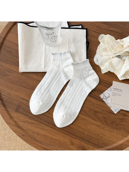 Rufia - White Tones Openwork Ruffle Ankle Socks