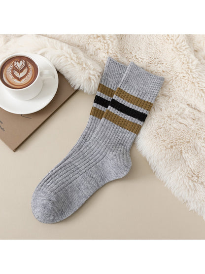 Rufia - Simple Triple Stripe Casual Crew Socks