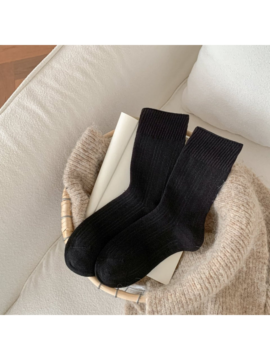 Rufia - Solid Ribbed Everyday Crew Socks