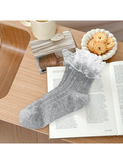 Rufia - Lace Ruffle Mesh Ankle Socks product image 4
