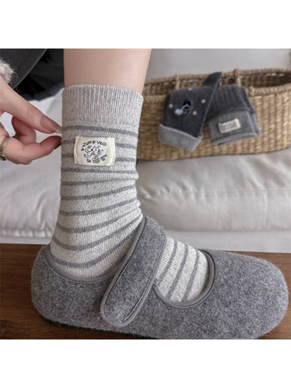 Rufia - Cozy Grey Pattern Crew Socks product image 2