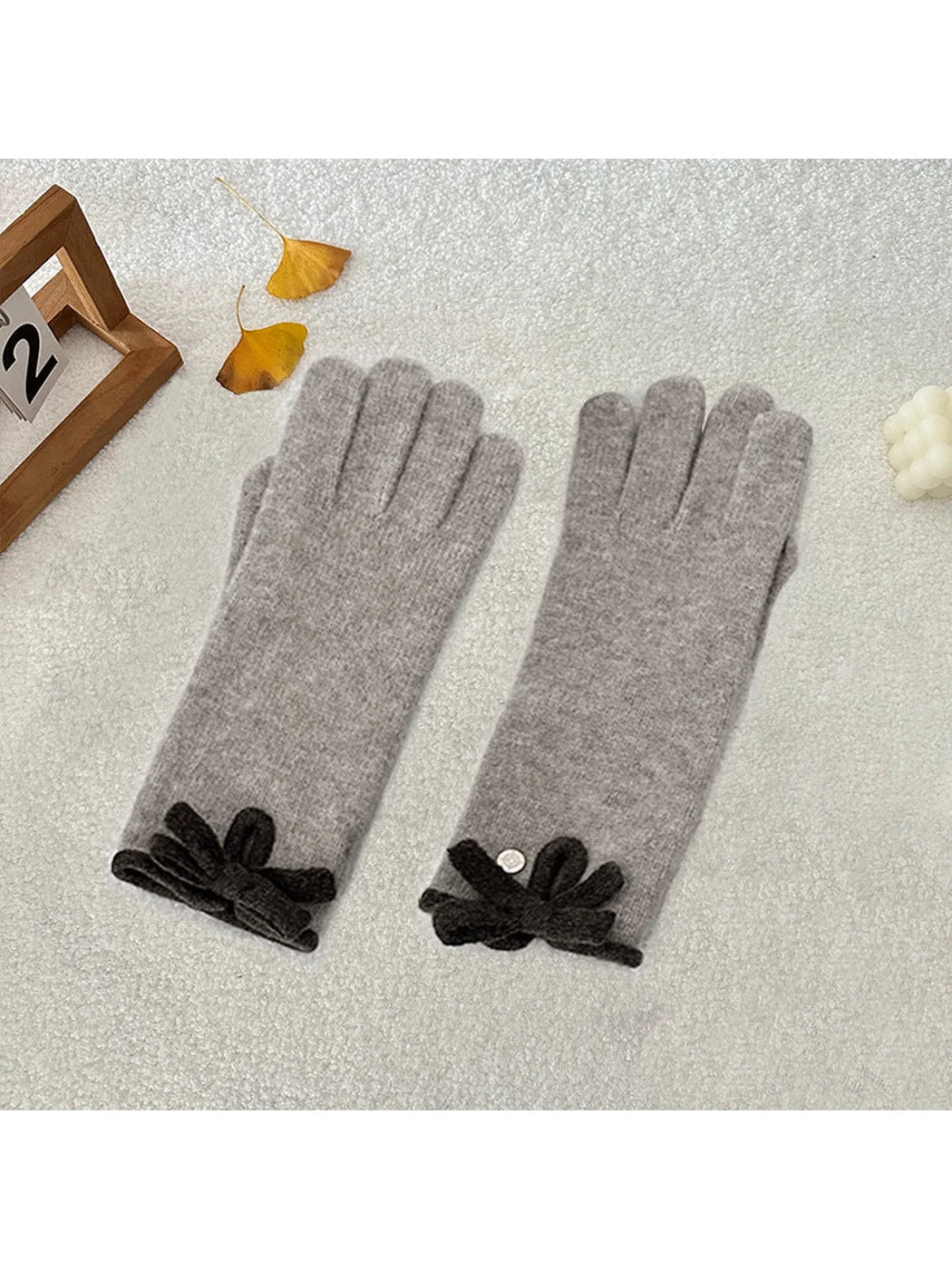 Gloving - Bow Detail Fuzzy Touchscreen Gloves