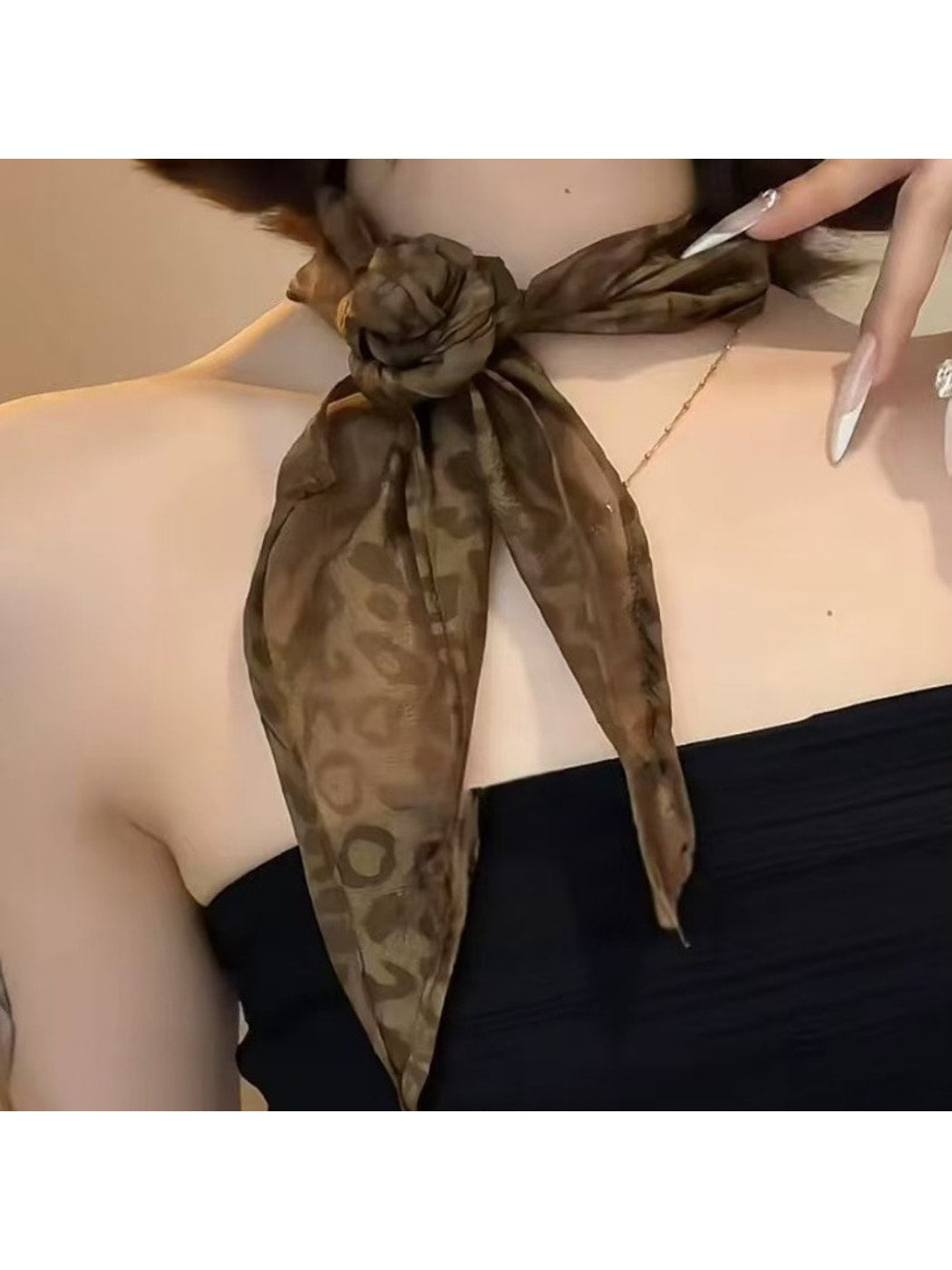 Scarvii - Leopard Print Fashion Neck Scarf