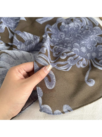 Scarvii - Printed Simple Style Square Neck Scarf