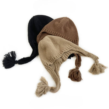 Haila - Women's Knitted Beanie with Ear Protection