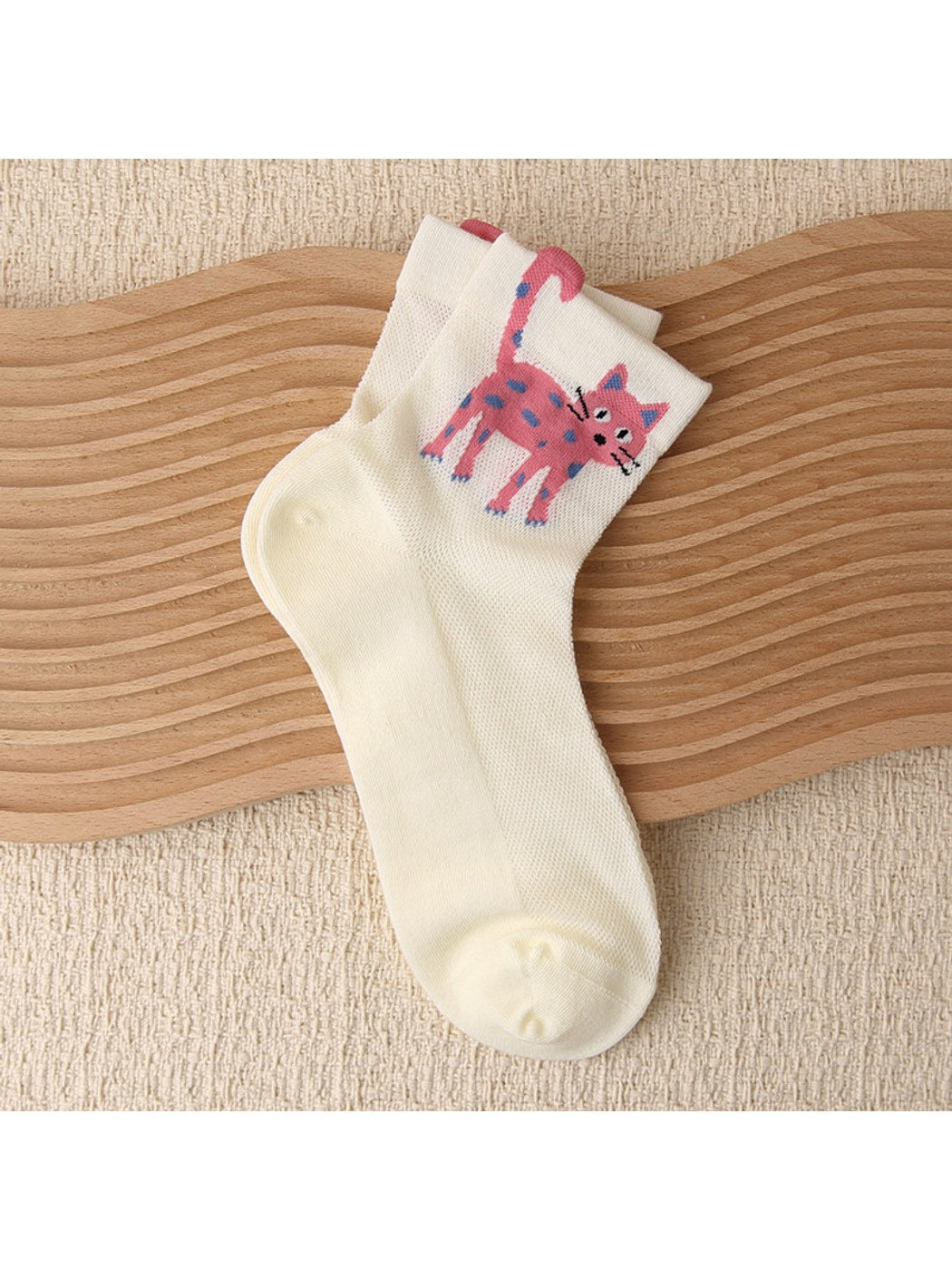 Rufia - Cute Cartoon Cat Pattern Crew Socks