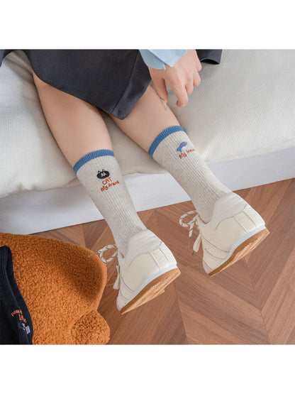 Rufia – Color-Block Cat & Fish Embroidery Socks