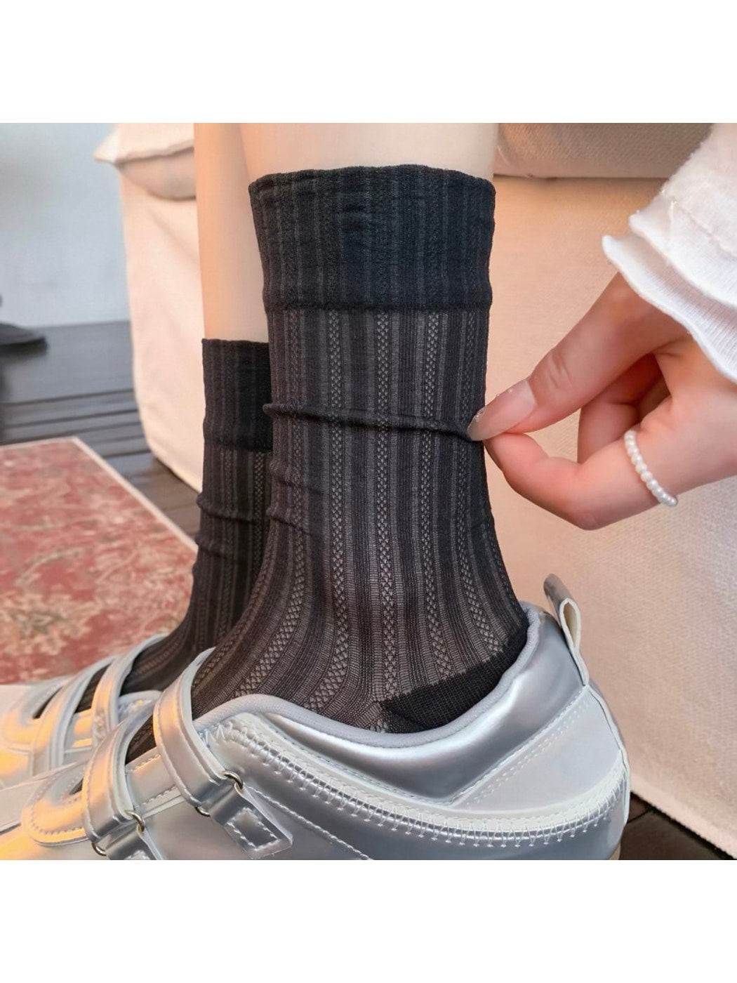 Rufia - Solid Openwork Detail Crew Socks