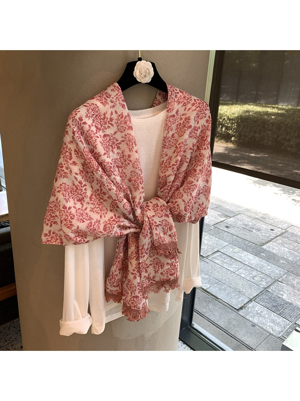 Scarvii - Floral Print Fringe Rectangular Shawl Scarf