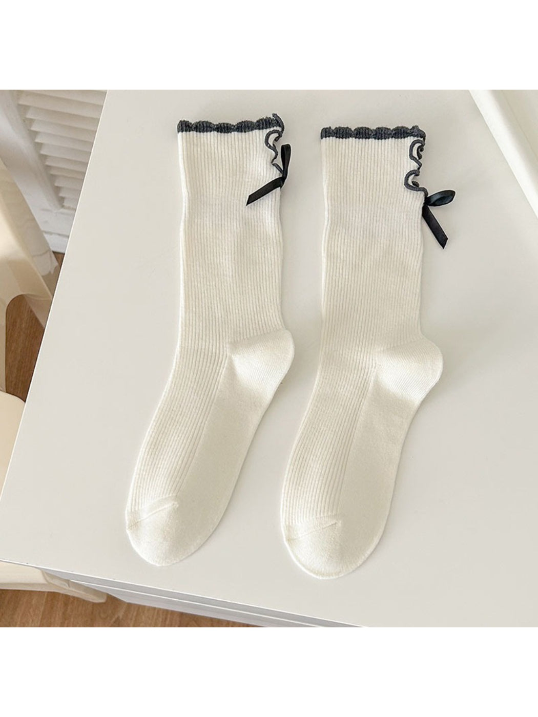 Rufia - Ribbed Bow Detail Crew Socks product image 4