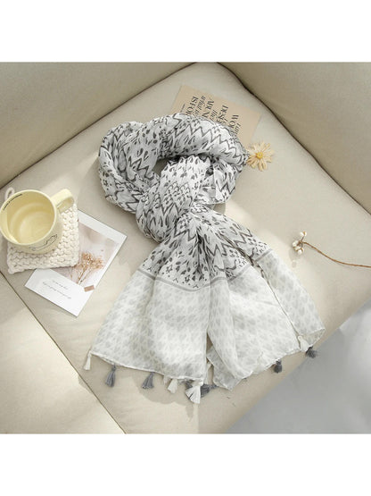 Scarvii - Floral Geometric Heart Border Scarf