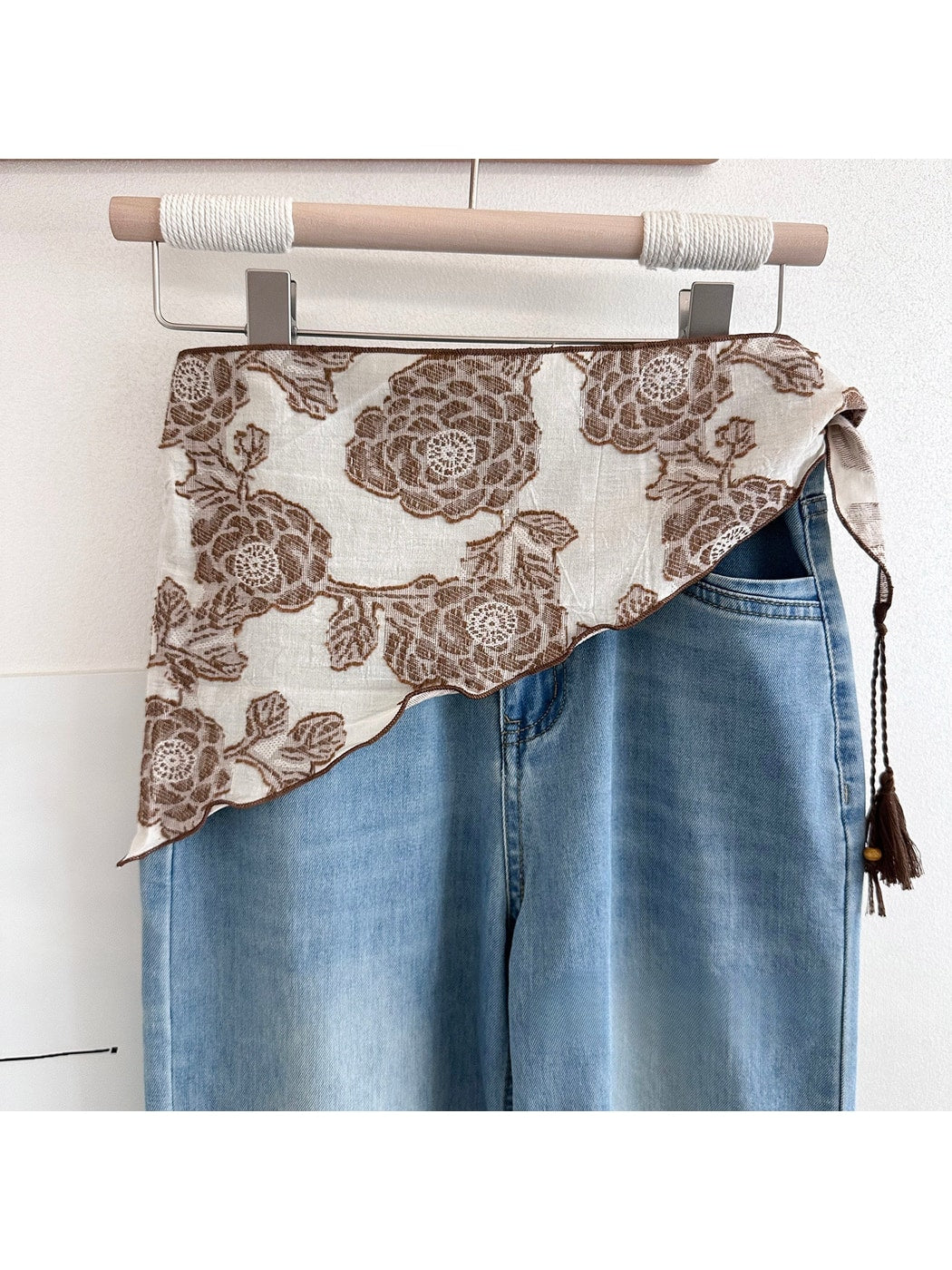 Scarvii - Printed Trim Tassel Triangle Bandana