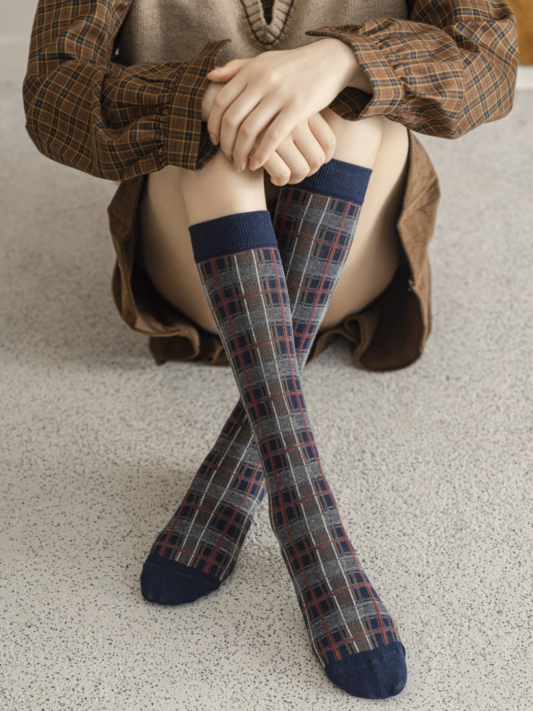 Rufia - Retro Plaid Knee High Socks