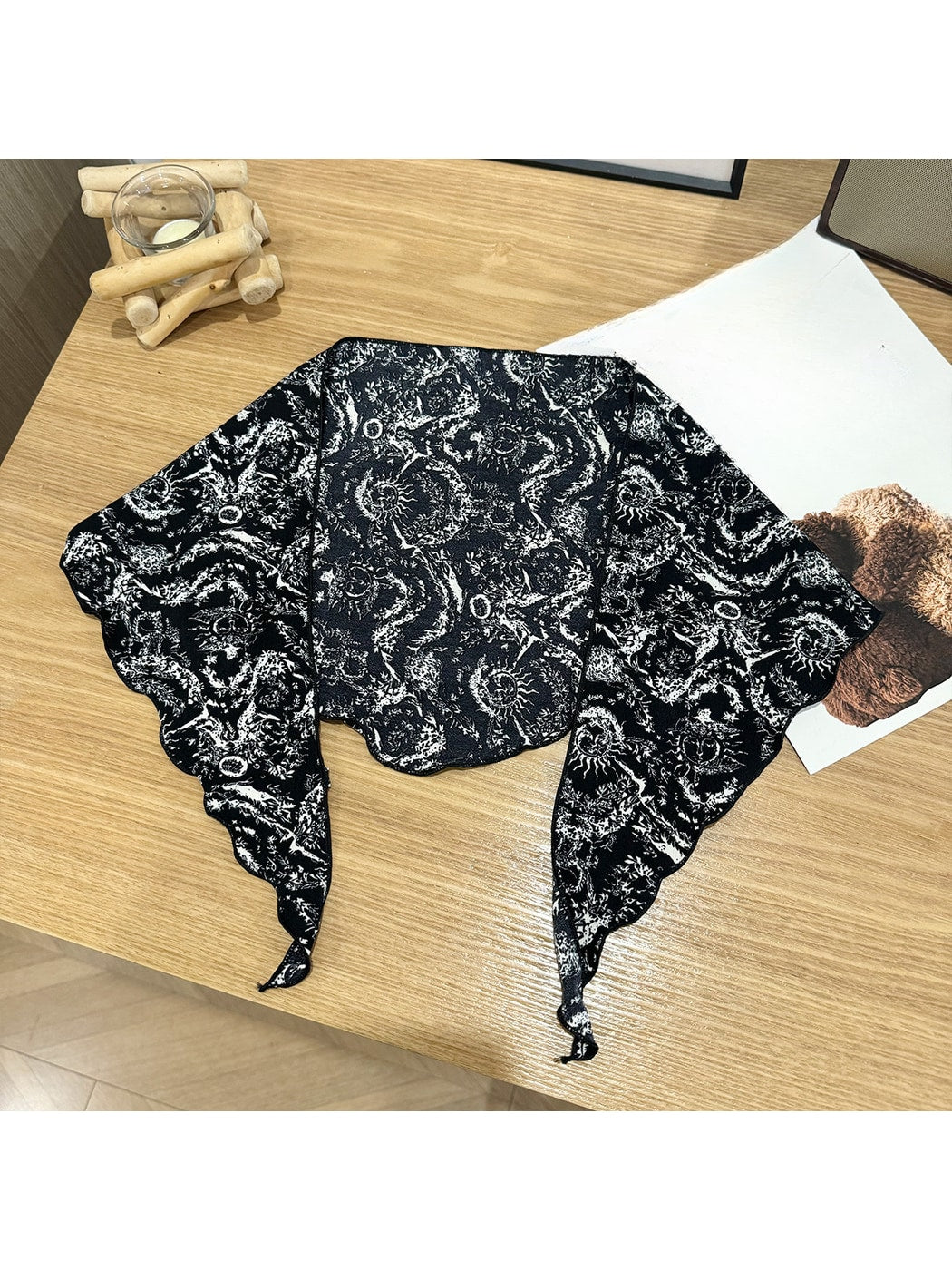 Scarvii - Vintage Plaid Printed Triangle Bandana