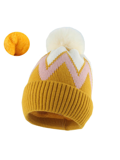 Haila - Zigzag Pattern Round Top Knit Beanie