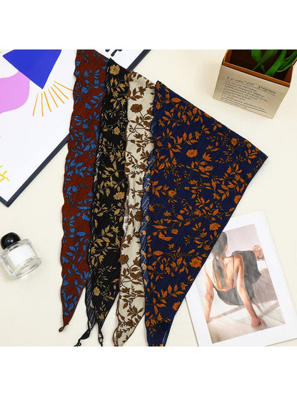 Scarvii - Vintage Fall Botanical Triangle Bandana