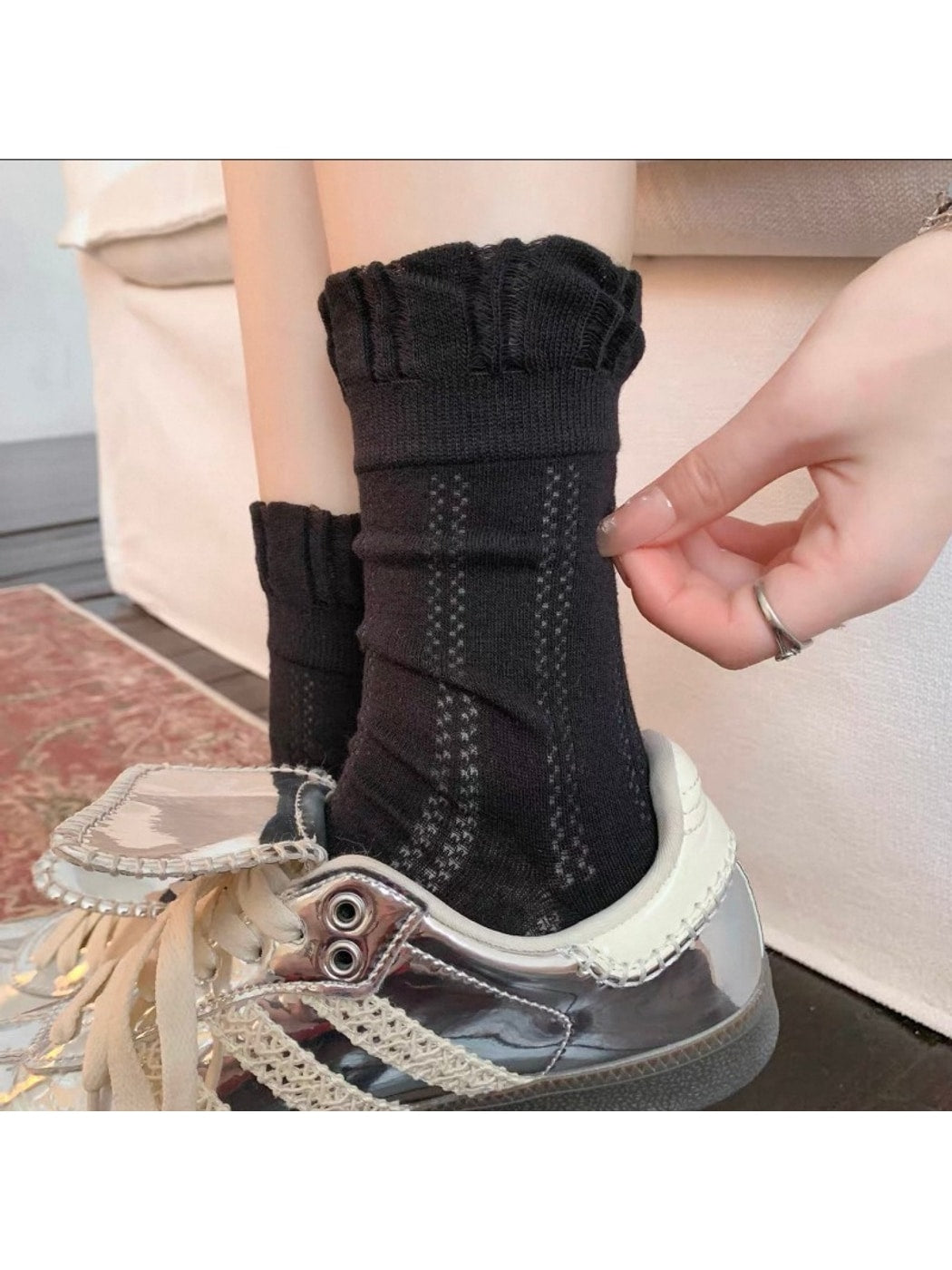 Rufia - Ruffled Cuff Casual Crew Socks