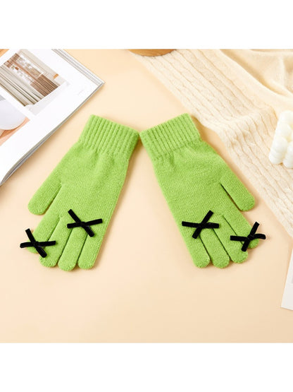 Gloving – Solid Color Gloves with Bow Accent