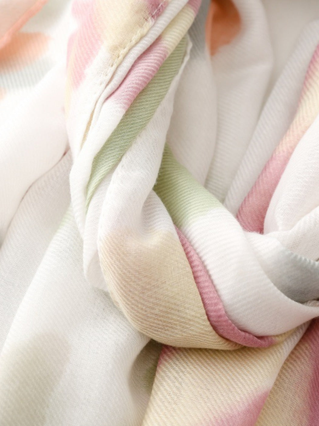 Scarvii - Elegant Floral Print Scarf & Shawl