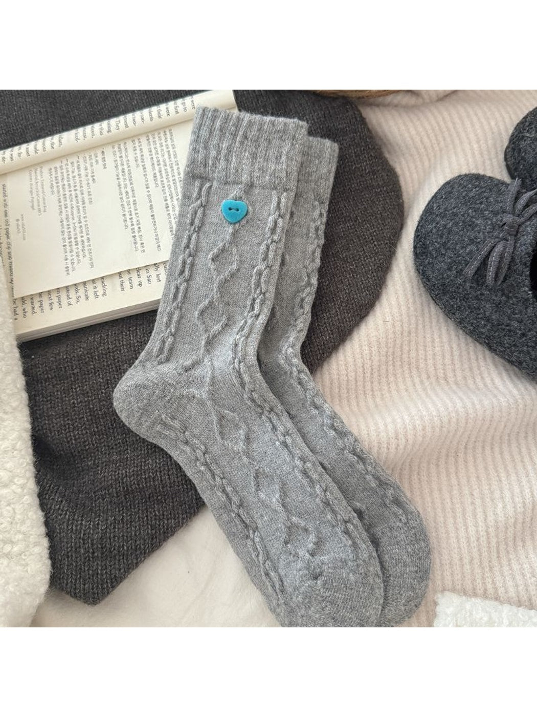 Rufia - Retro Sweetheart Button Detail Crew Socks