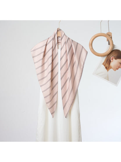 Scarvii - Minimalist Printed Linear Triangle Bandana