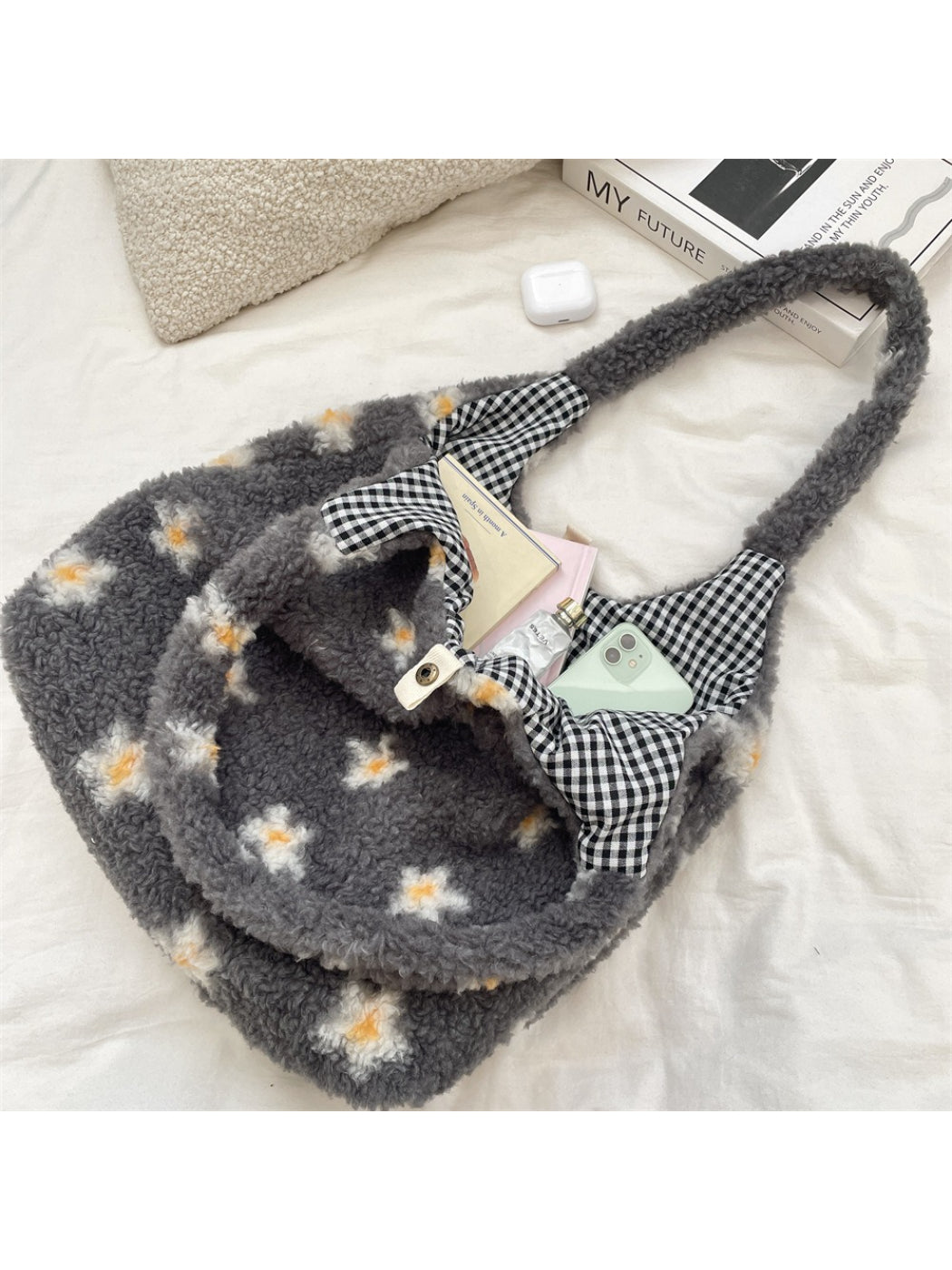 Cosbai - Plush Flower Shoulder Bag