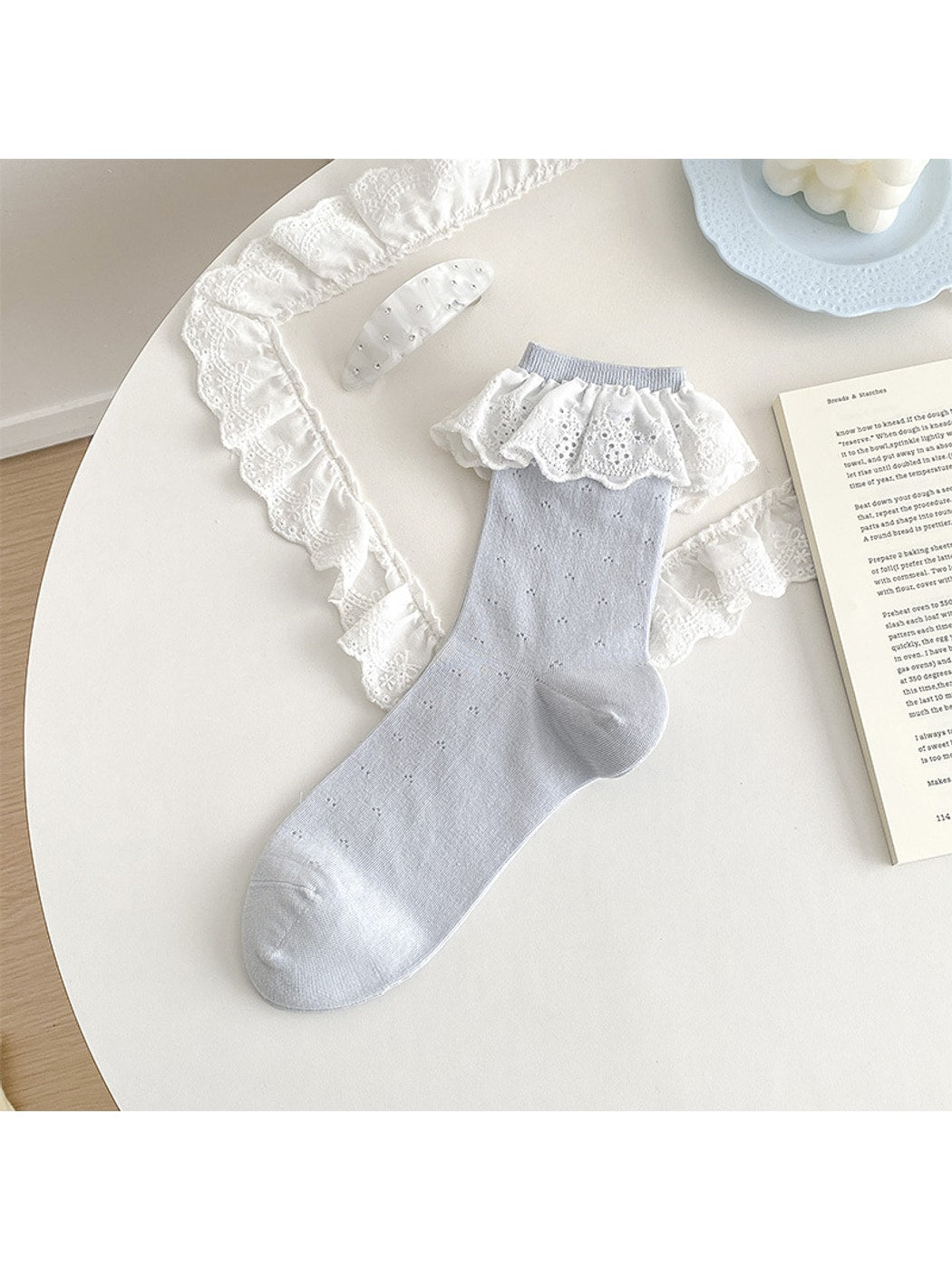 Rufia - Lace Scalloped Cuff Openwork Crew Socks