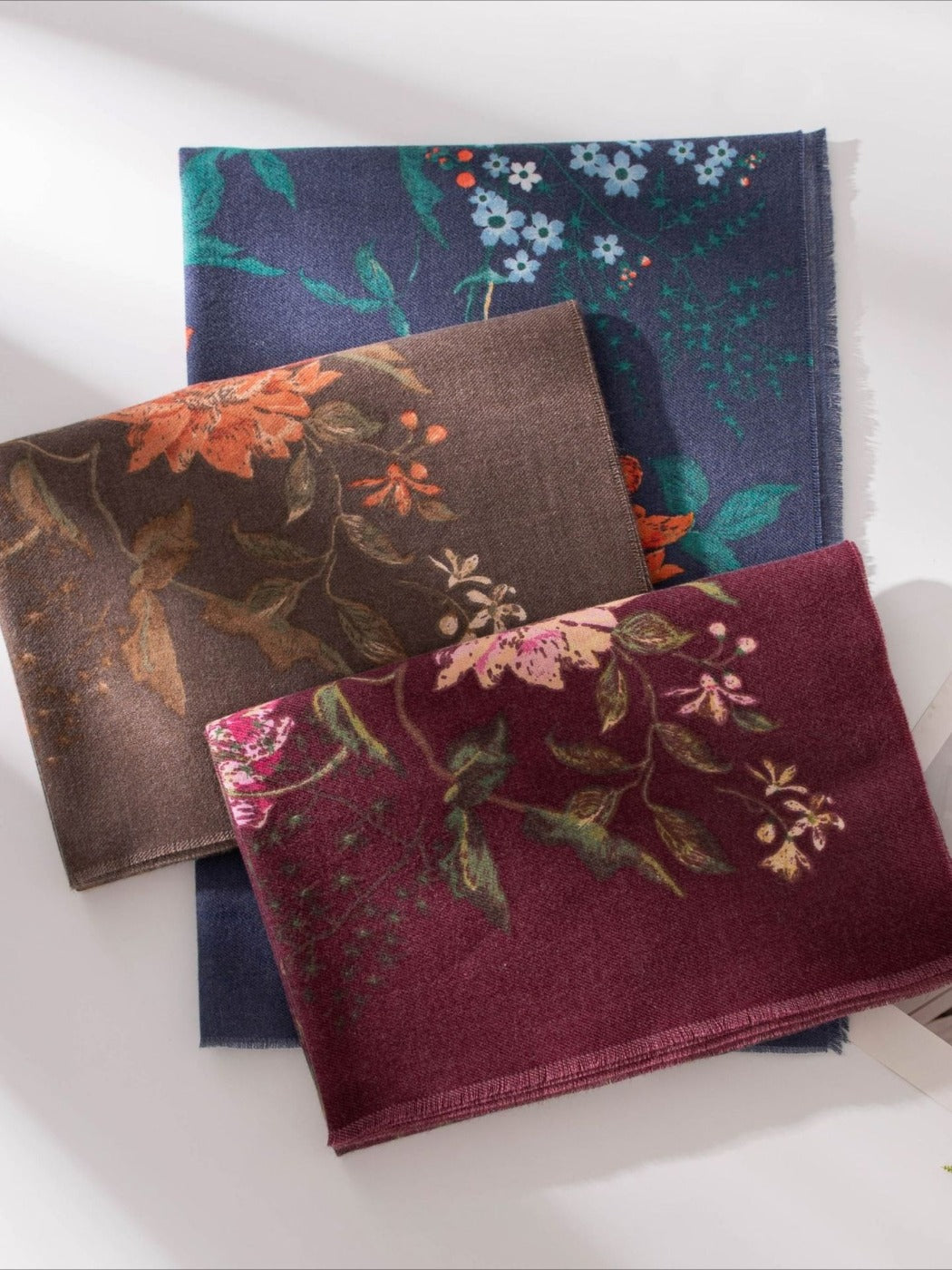 Scarvii - Vintage Floral Print Winter Scarf & Shawl